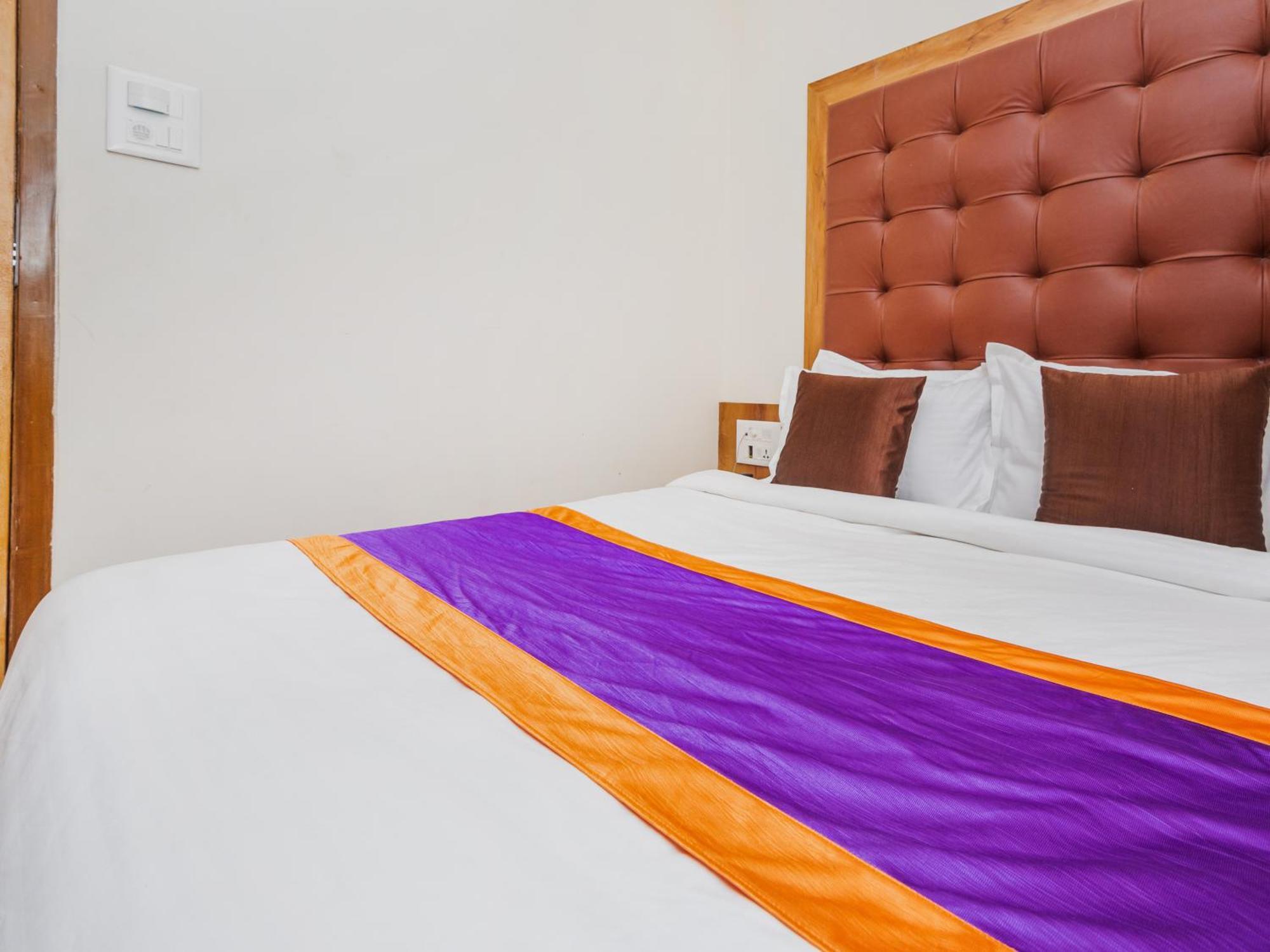 Hotel Era Mumbai  Buitenkant foto